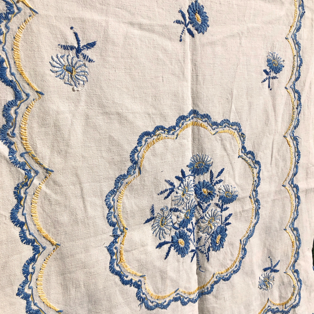 MANTEL VINTAGE FLORAL AZUL